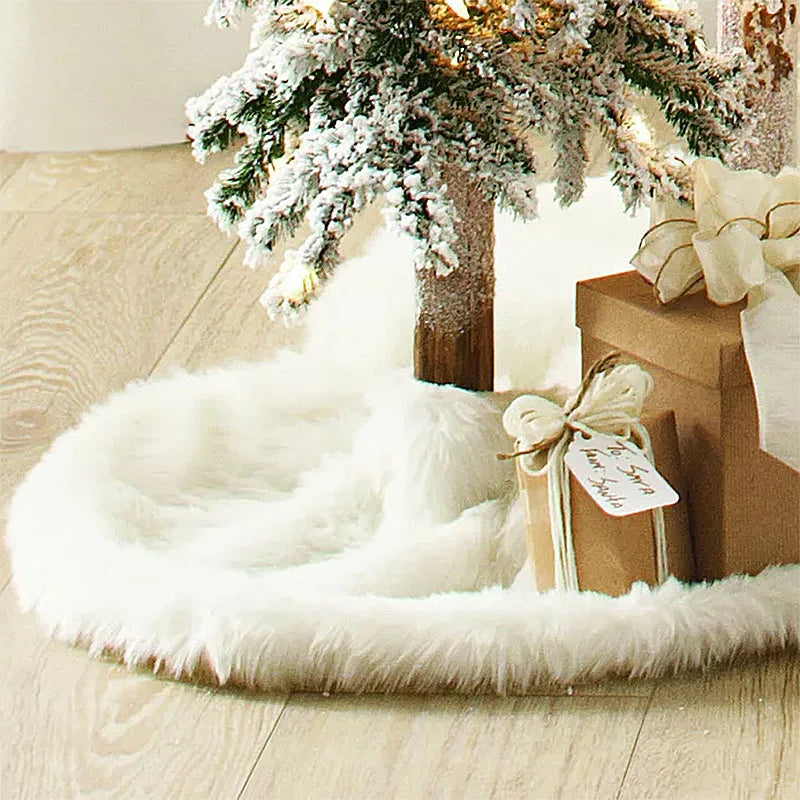 78/90/122cm Christmas Tree Skirt Faux Fur Carpet Snowflake White Plush Xmas Tree