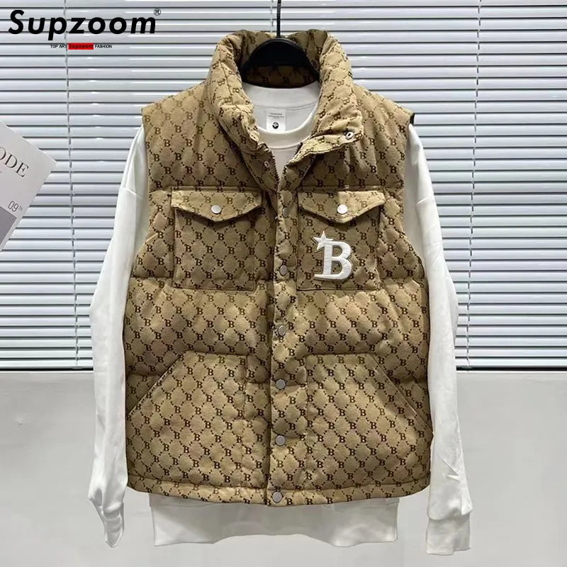 Top Fashion Arrival Embroidery Letters Stand Collar Cotton Warm Golf Vest