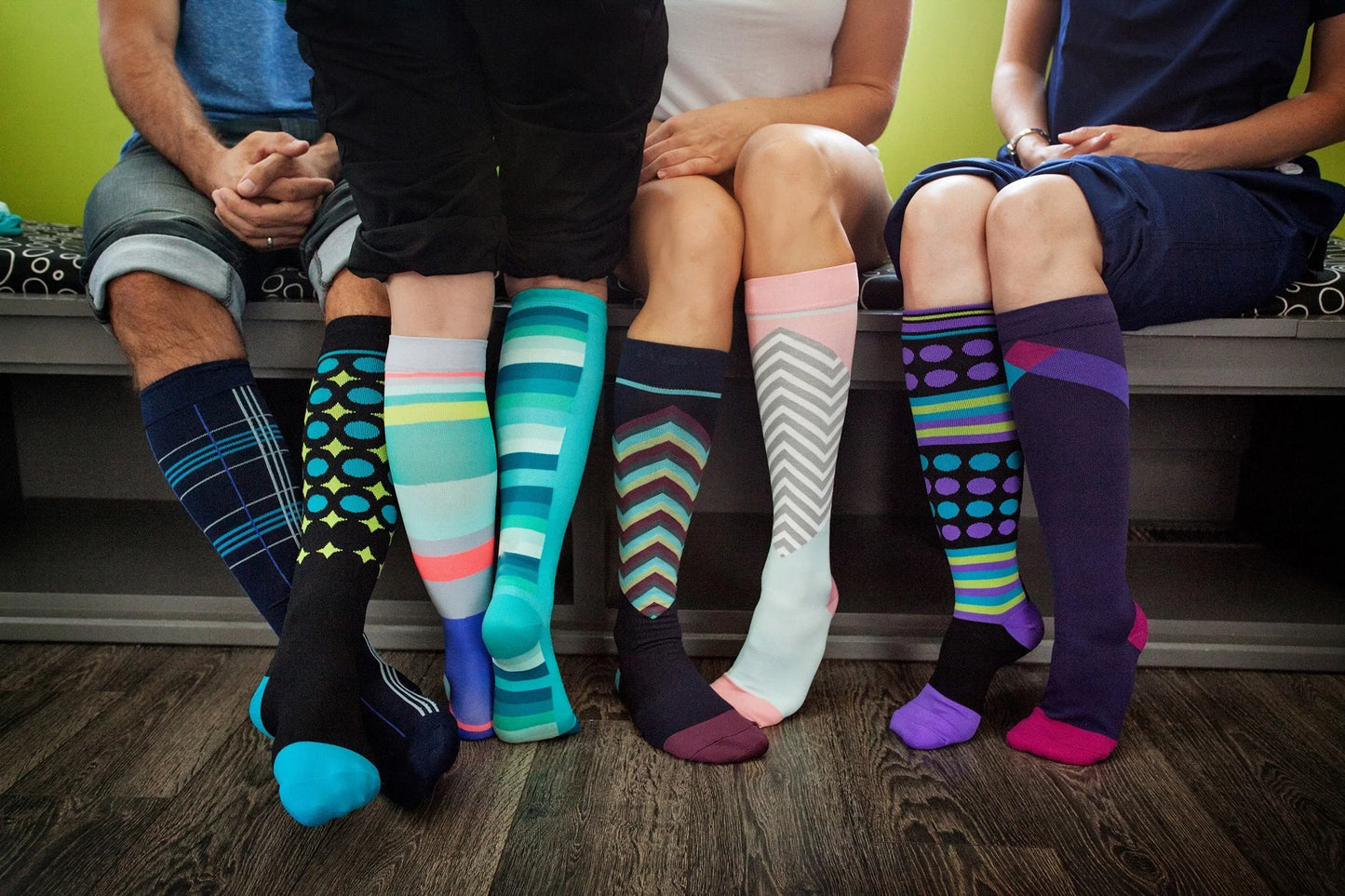 4 Pairs Compression Socks for Women Medical Varicose Veins Socks Pregnancy Socks Men Sports Socks