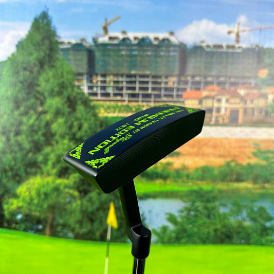 Golf Putter Standing Low Center of Gravity Is Stable Stainless Steel Shaft Putter with Aiming Line