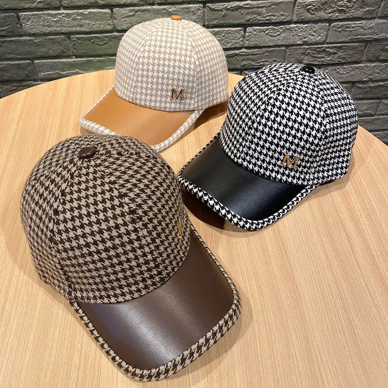 Men's and Women's Outdoor Leisure Caps British Retro Hats Fashion Caps Sunscreen Sun Hats Sports Golf Hats